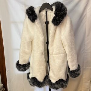 Woman’s Faux Fur Trimmed White Jacket